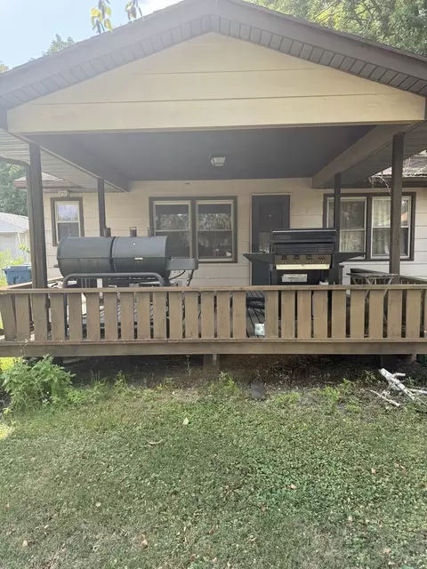709 Dellwood St, Tilton, IL 61833