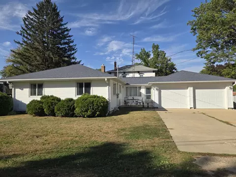 109 S Ridge Rd, Shannon, IL 61078
