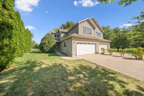 113 Andresen Ct, Dekalb, IL 60115