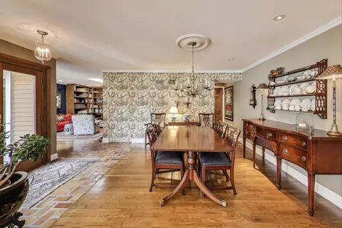 Dining - 1 Foxcroft On Auburn, Rolling Meadows, IL 60008 photo 2 of 3