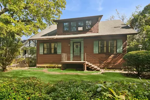 785 Locust St, Winnetka, IL 60093