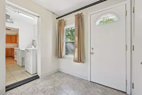 Entry Way - 209 67th St, Darien, IL 60561 photo 1 of 1