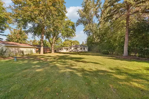 Exterior - 209 67th St, Darien, IL 60561 photo 5 of 6