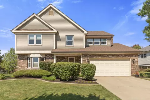 1844 Nottingham Rd, Woodridge, IL 60517