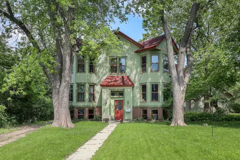 4533 Highland Ave, Downers Grove, IL 60515