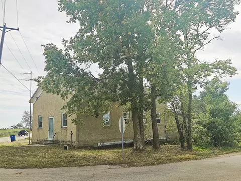 1547 Us Highway 52, Dixon, IL 61021