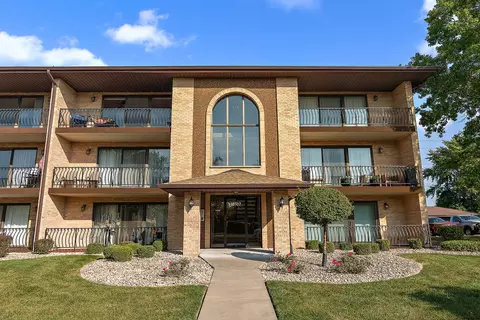 16107 Eagle Ridge Dr #3N, Tinley Park, IL 60477