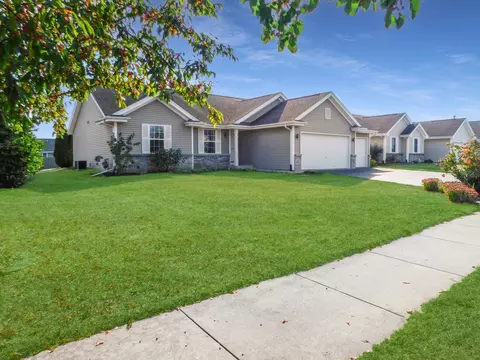 4739 Edenberry Ln, Rockton, IL 61072