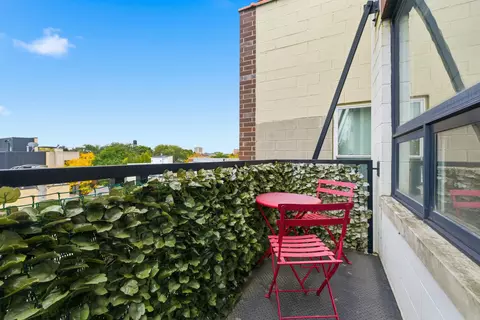 Exterior - Undisclosed, Chicago, IL 60622 photo 1 of 8
