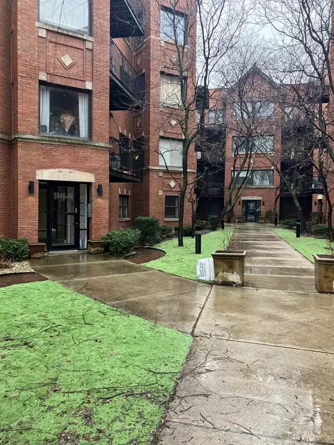 5948 S King Dr #2, Chicago, IL 60637