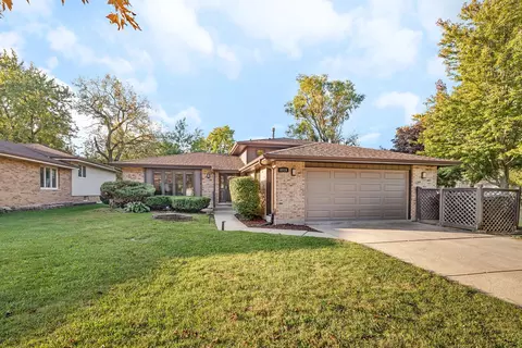 6919 177th St, Tinley Park, IL 60477