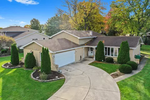 8035 Bob O Link Rd, Orland Park, IL 60462