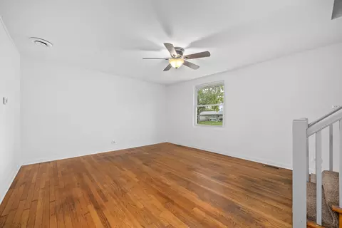 Living - 9448 Elm Ave, Mokena, IL 60448 photo 1 of 2