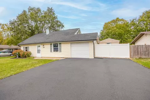 9448 Elm Ave, Mokena, IL 60448