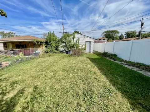 Exterior - 11741 S Laflin St, Chicago, IL 60643 photo 1 of 1