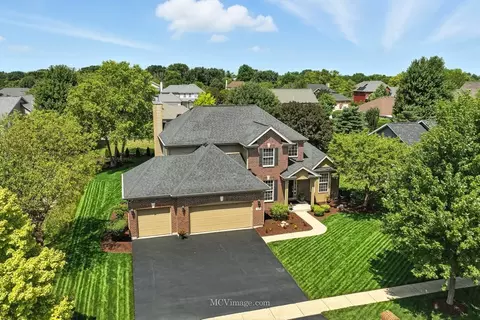 2409 Brookridge Dr, Plainfield, IL 60586 photo 2
