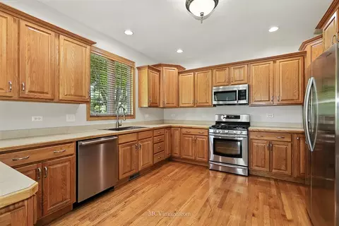 2409 Brookridge Dr, Plainfield, IL 60586 photo 11