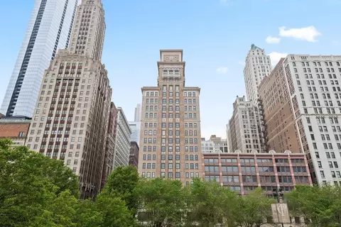 6 N Michigan Ave #903, Chicago, IL 60602