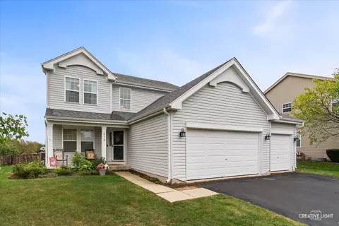 479 Raintree Dr, Oswego, IL 60543