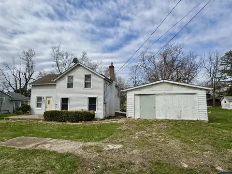 405 N 4th St, Neponset, IL 61345