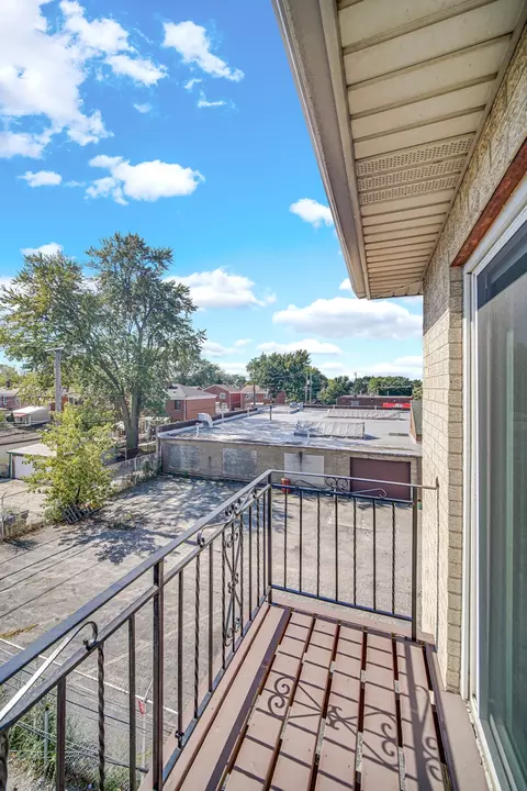 Exterior - 5309 W 63rd St, Chicago, IL 60638 photo 3 of 4