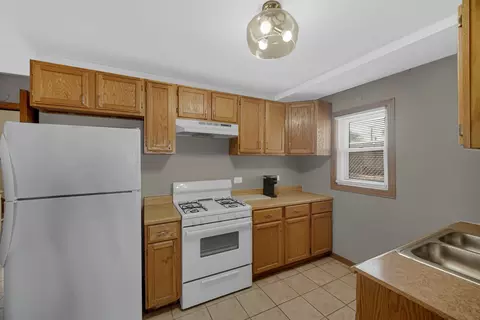 Kitchen - 5309 W 63rd St, Chicago, IL 60638 photo 1 of 4