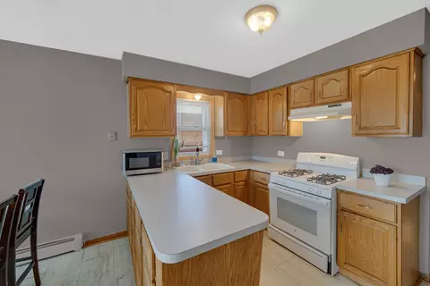 Kitchen - 5309 W 63rd St, Chicago, IL 60638 photo 3 of 4