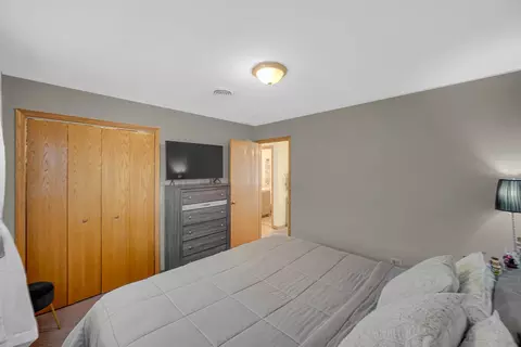 Bedroom - 5309 W 63rd St, Chicago, IL 60638 photo 8 of 9