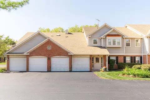 1329 Evergreen Dr #1, Palatine, IL 60074