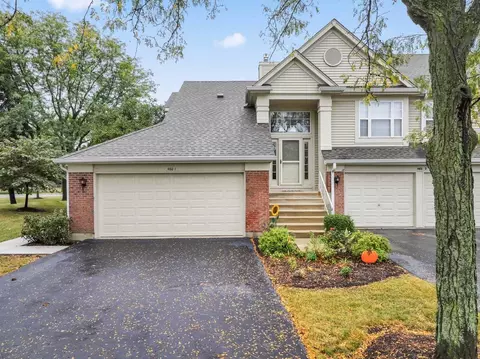 460 Mayflower Ln #1, Bartlett, IL 60103