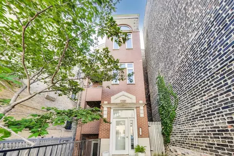 1655 N Halsted St #2, Chicago, IL 60614