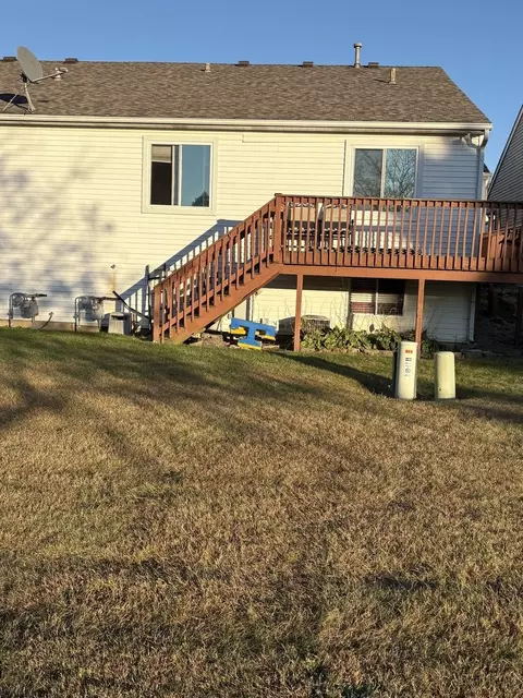 561 Sandy Ct, Harvard, IL 60033 photo 14