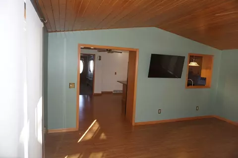Living - Undisclosed, Kankakee, IL 60901 photo 6 of 11