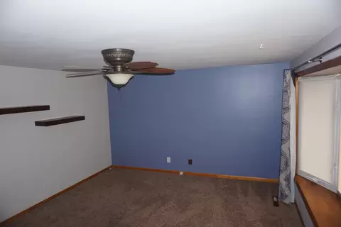 Living - Undisclosed, Kankakee, IL 60901 photo 9 of 11