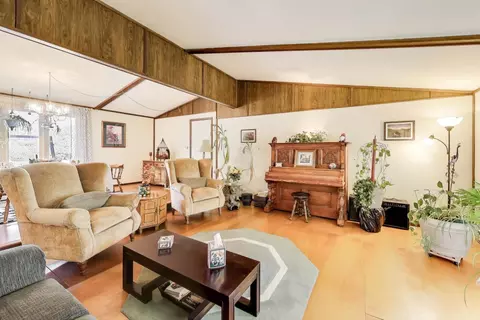 Living - 27809 S Will Center Rd, Monee, IL 60449 photo 1 of 4