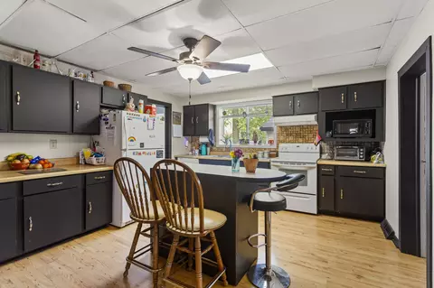 Kitchen - 13 Willow St, Dewey, IL 61840 photo 2 of 2