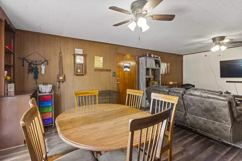 Dining - 13 Willow St, Dewey, IL 61840 photo 2 of 3