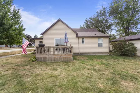 Exterior - 13 Willow St, Dewey, IL 61840 photo 2 of 5