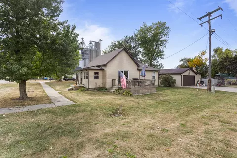 Exterior - 13 Willow St, Dewey, IL 61840 photo 1 of 5