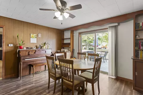 Dining - 13 Willow St, Dewey, IL 61840 photo 1 of 3