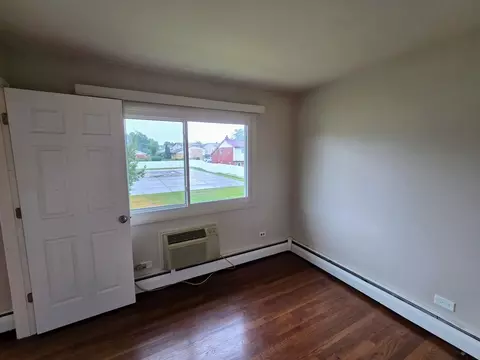 9561 Dee Rd #2D, Des Plaines, IL 60016 photo 8