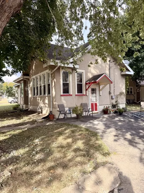 Exterior - 329 W Devlin St, Spring Valley, IL 61362 photo 1 of 1