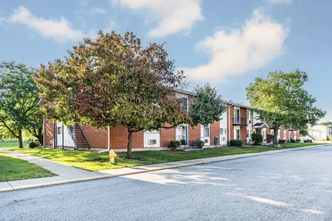 8836 N Western Ave #2A, Des Plaines, IL 60016