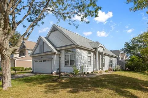 1601 Newgate Ct, Gurnee, IL 60031