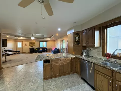 102 Maple St, Cedar Point, IL 61316 photo 7