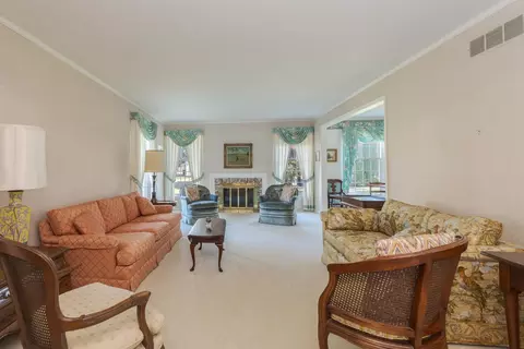 2103 Hedgewood Dr, Bloomington, IL 61704 photo 7