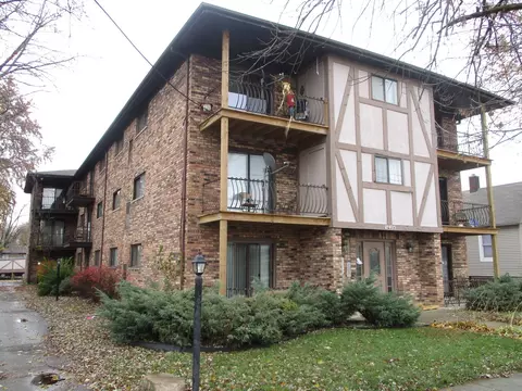 18405 Wentworth Ave #1D, Lansing, IL 60438