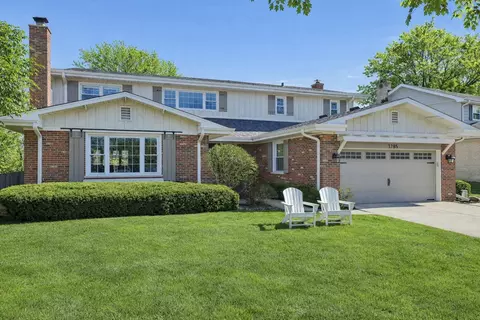 1285 Warwick Ct, Deerfield, IL 60015