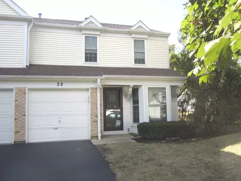 28 N Oltendorf Rd, Streamwood, IL 60107