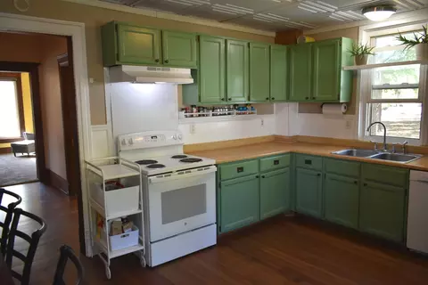 Kitchen - 112 W 3rd St, Gridley, IL 61744 photo 1 of 4